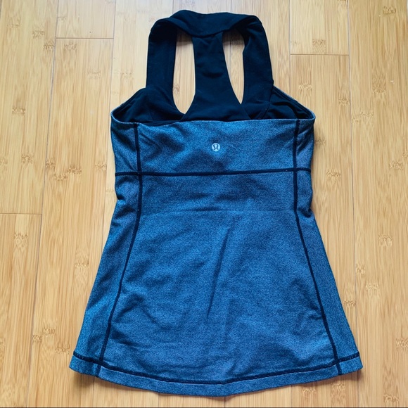 Lululemon Striped Grey/Black Scoop Neck Tank - Picture 4 of 4